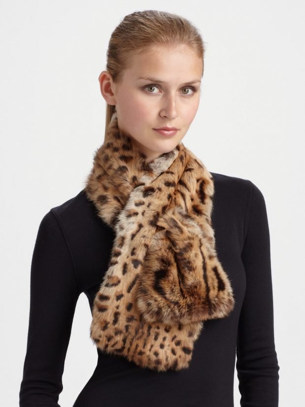 шапки и шарфы осень-зима 2020 2021: меховой леопардовой расцветки