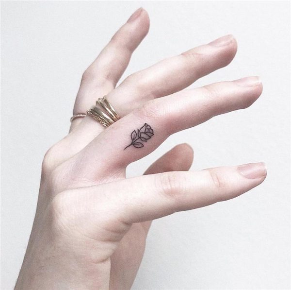 Красивые маленькие тату на руке для девушек – лучшие фото идеи и тренды 2020 года