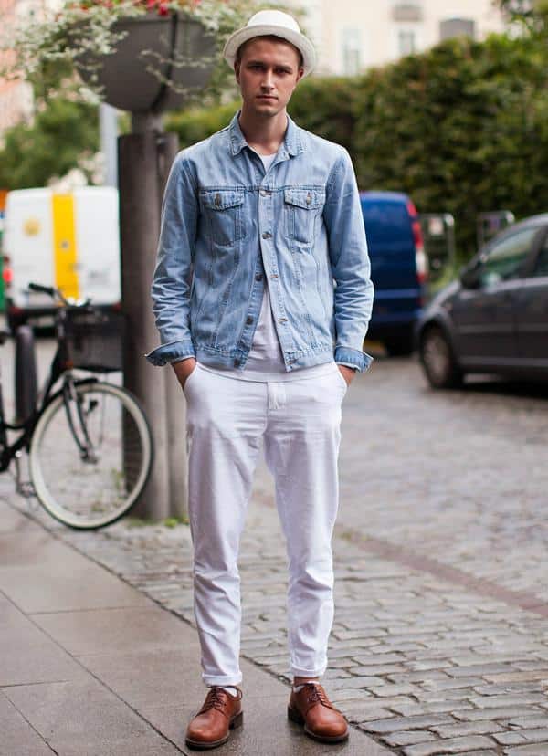 Athletic-Jeans-Style Jeans For Skinny Guys - 15 Ways To Wear Jeans For Skinny Men