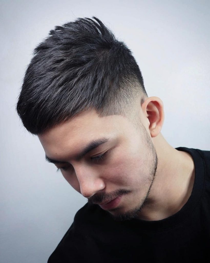 Stylish short haircut for men