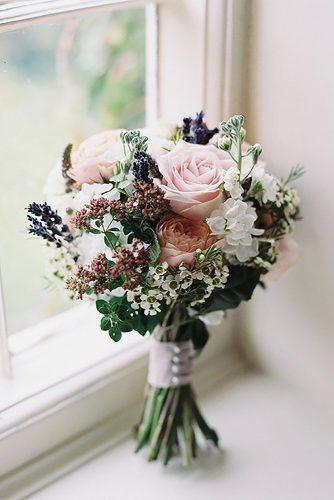 popular wedding flowers with blush roses and small whiteflowers victoria phipps photography